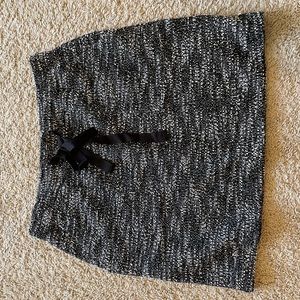 Loft knit skirt